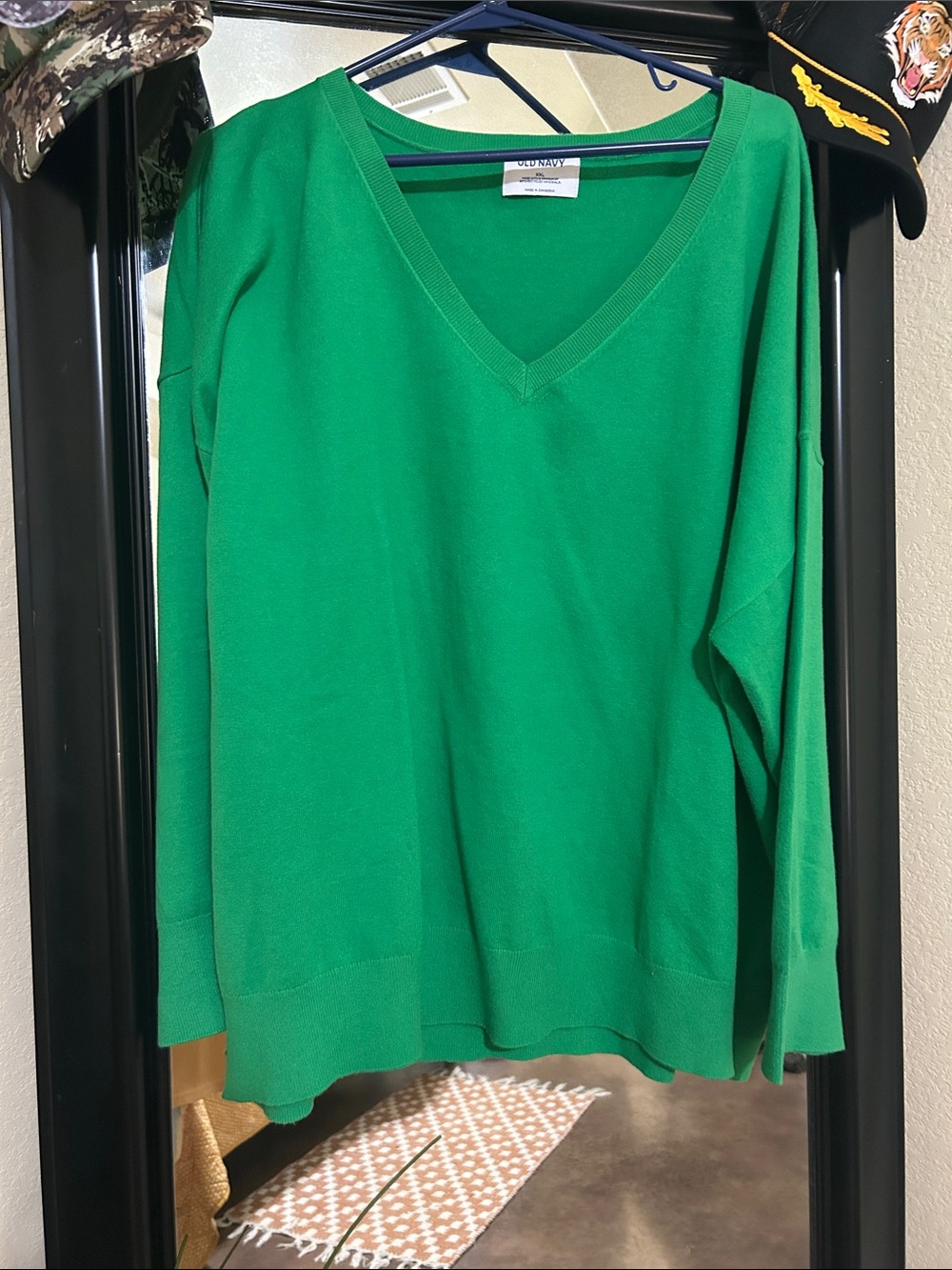 Old navy Classic V-Neck Sweater in Green